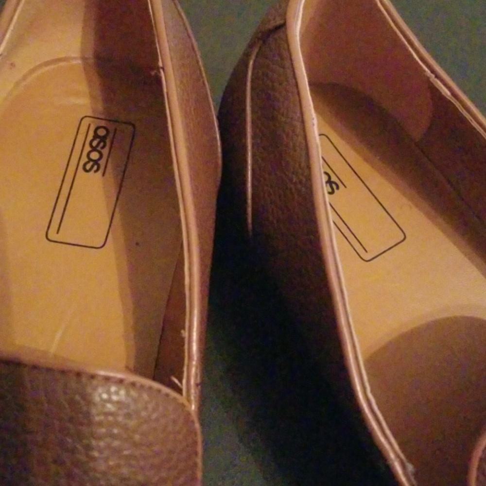 ASOS - Picture 2 of 4